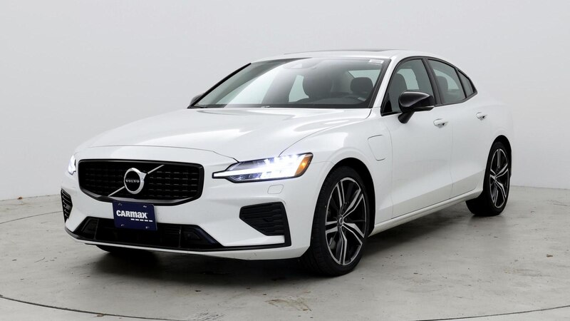 2022 Volvo S60 T8 R-Design 4