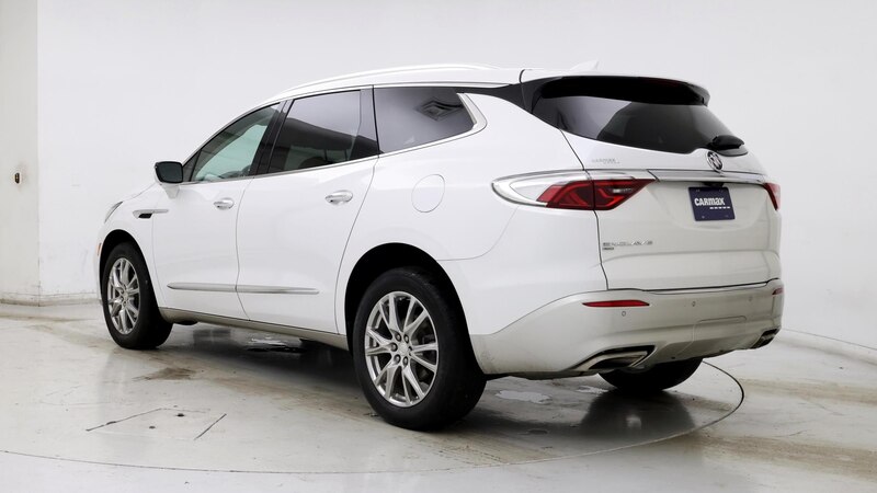 2022 Buick Enclave Essence 2