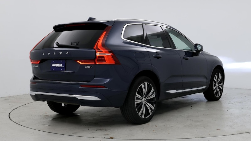 2023 Volvo XC60 B5 Plus 8