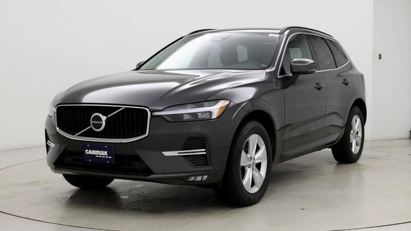 2022 Volvo XC60 B5 Momentum 4