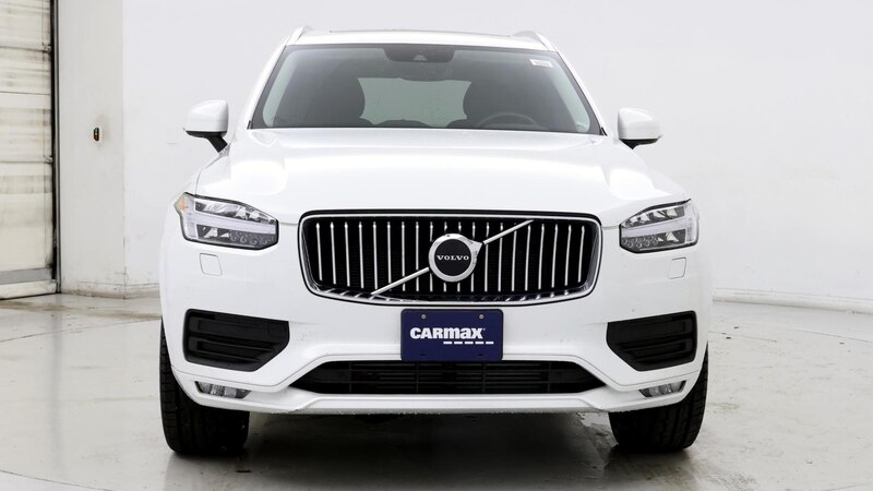 2022 Volvo XC90 T6 Momentum 5