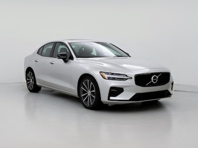 2022 Volvo S60 B5 Momentum -
                Boston, MA