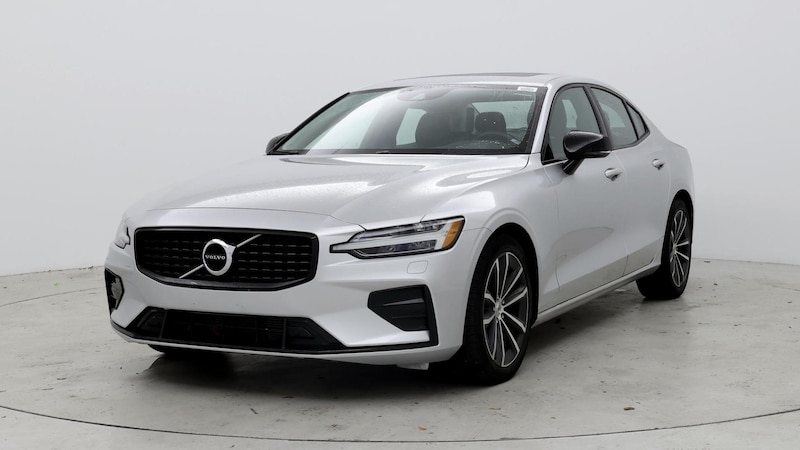 2022 Volvo S60 B5 Momentum 4