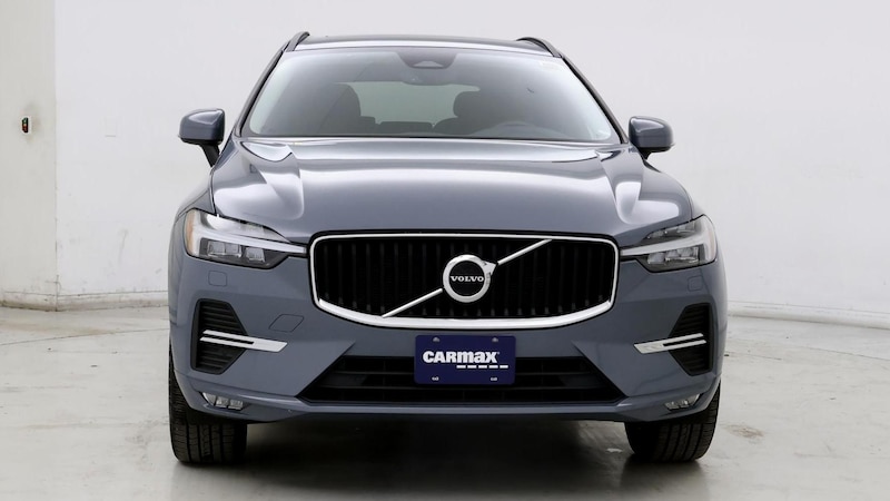 2022 Volvo XC60 B5 Momentum 5