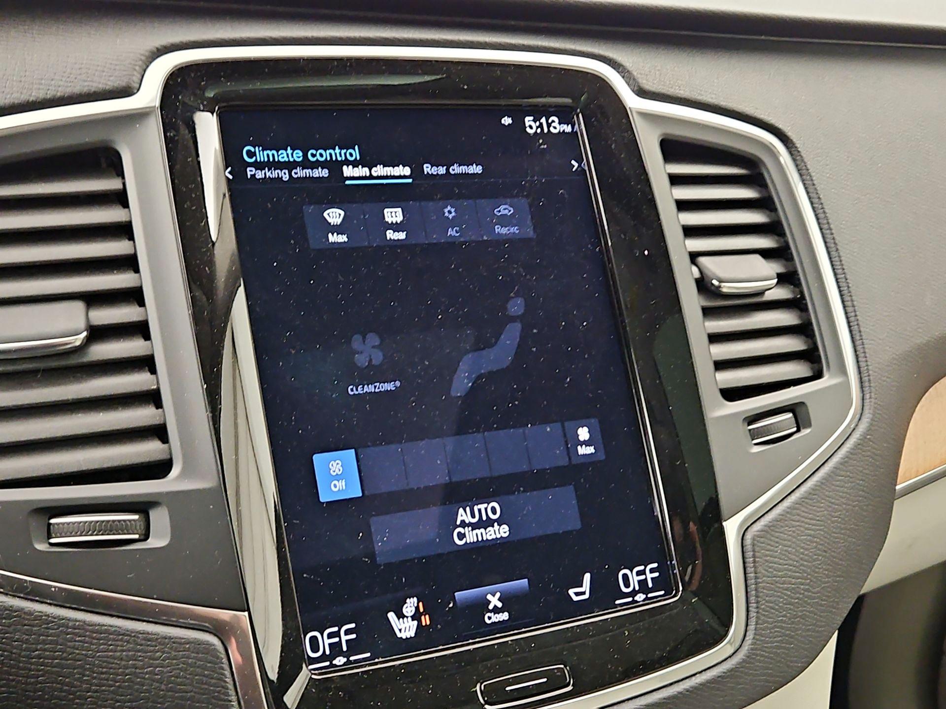 Thumbnail: 2022 Volvo XC90 - 17