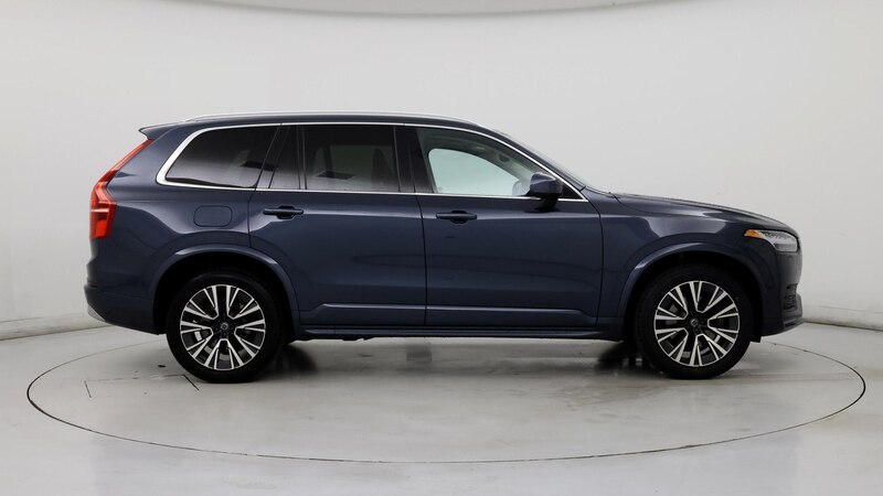 2022 Volvo XC90 T6 Momentum 7