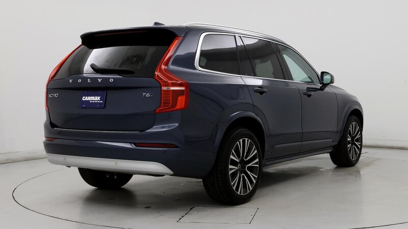 2022 Volvo XC90 T6 Momentum 8