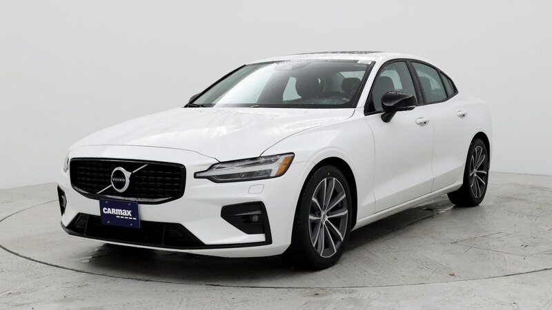 2022 Volvo S60 B5 Momentum 4