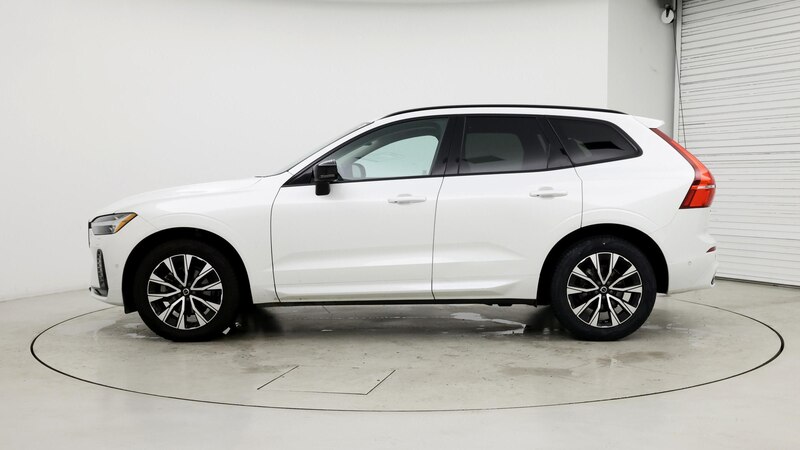 2023 Volvo XC60 B5 Plus 3