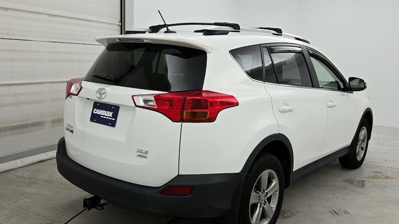 2015 Toyota RAV4 XLE 5