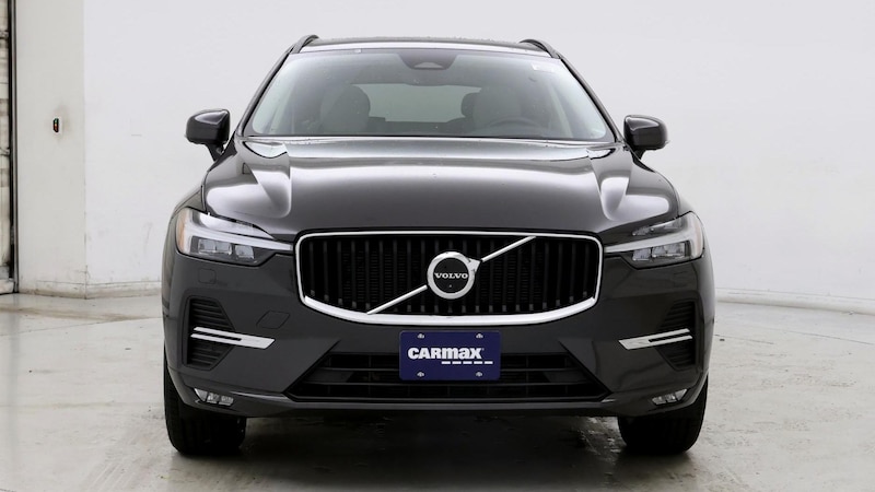 2022 Volvo XC60 B5 Momentum 5