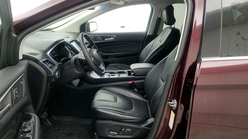 2019 Ford Edge Titanium 11