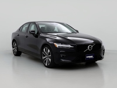 2022 Volvo S60 B5 Momentum -
                Boston, MA