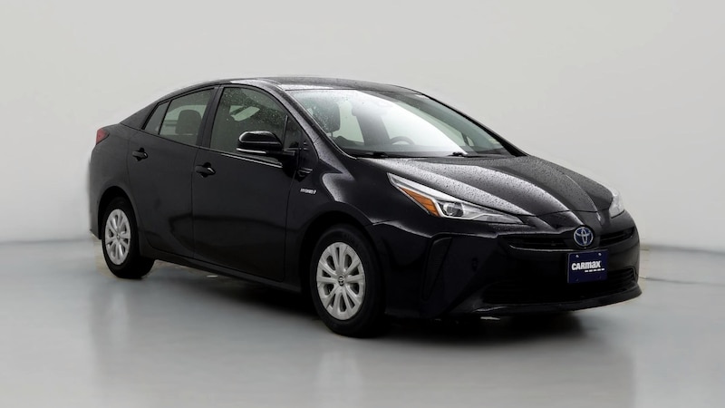 2022 Toyota Prius LE Hero Image