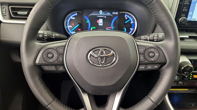 2019 Toyota RAV4 Limited 10