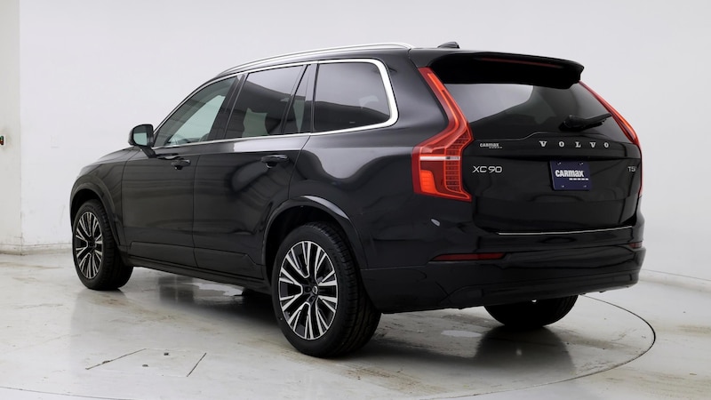 2022 Volvo XC90 T5 Momentum 2