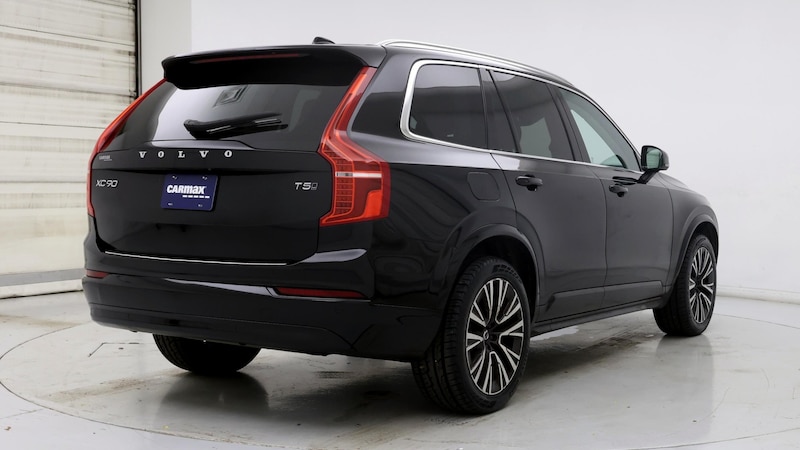 2022 Volvo XC90 T5 Momentum 8