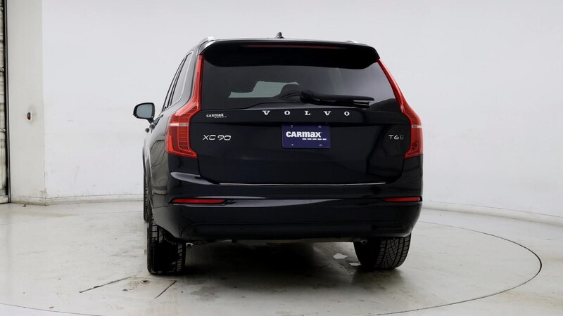 2022 Volvo XC90 T6 Momentum 6