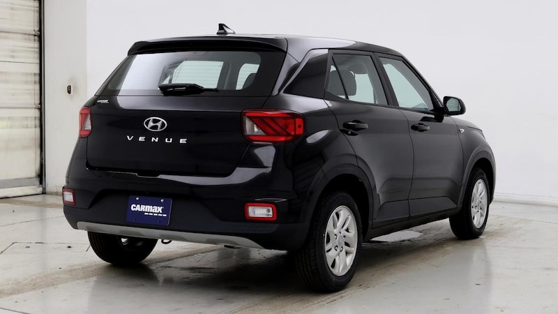 2022 Hyundai Venue SE 8