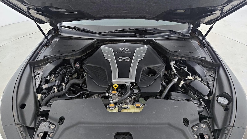 2016 INFINITI   22