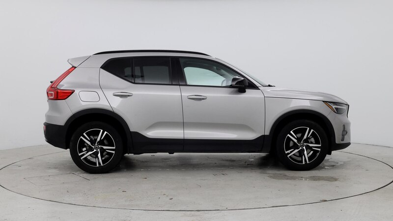 2024 Volvo XC40 B5 Core 7