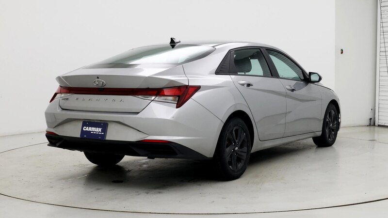 2022 Hyundai Elantra SEL 8