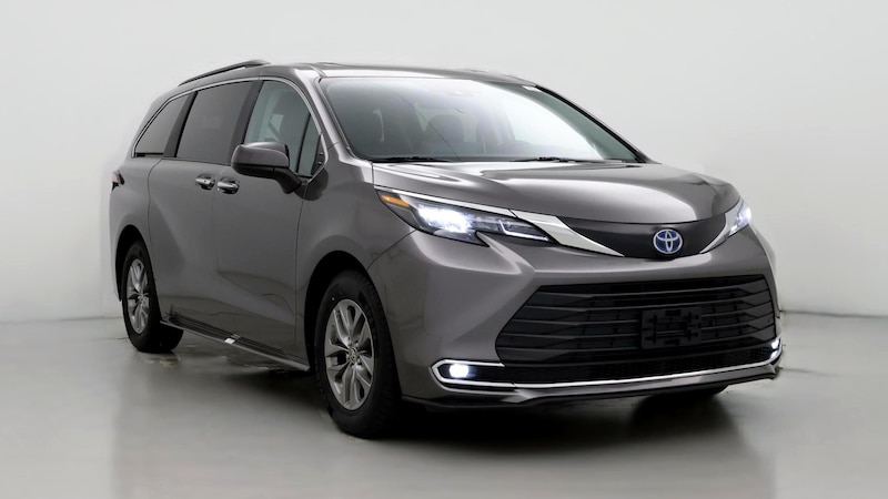 2024 Toyota Sienna Limited Hero Image