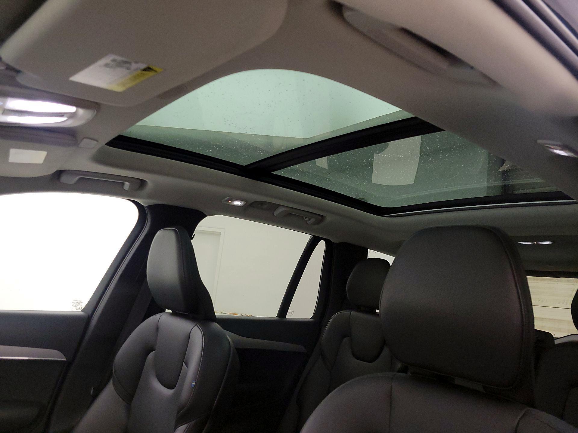 Thumbnail: 2023 Volvo XC90 - 20