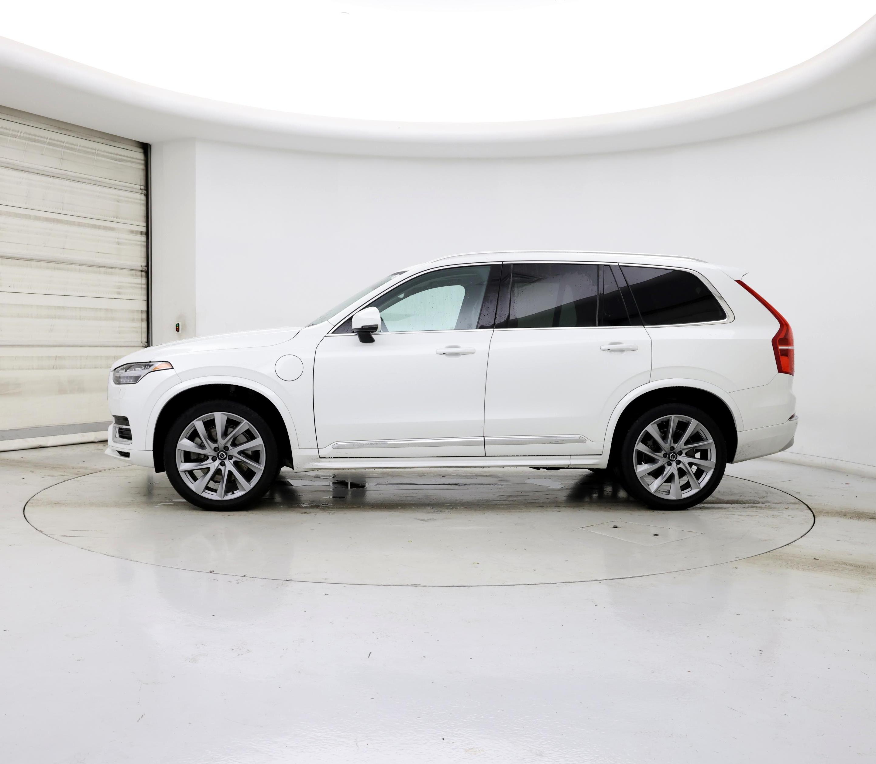 Thumbnail: 2022 Volvo XC90 - 3