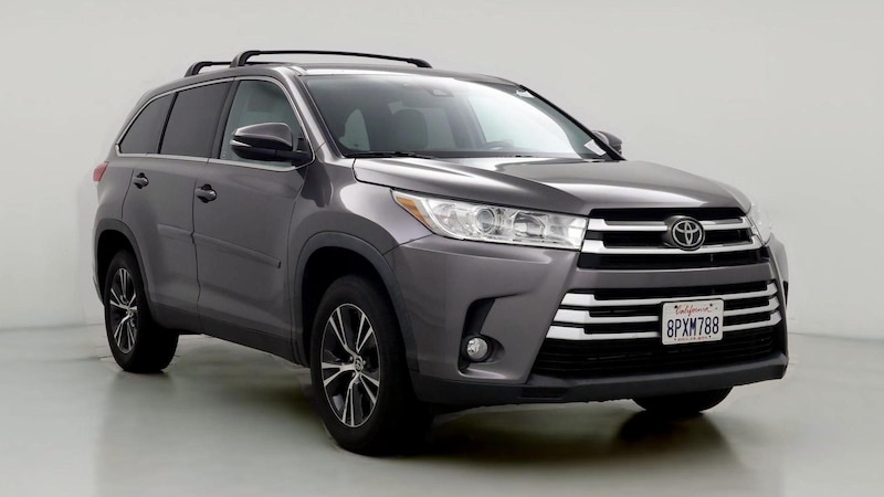 2019 Toyota Highlander Plus Hero Image