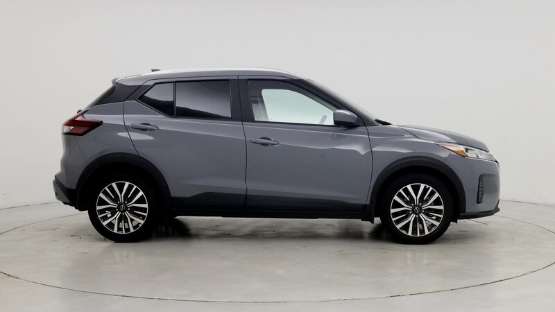 2022 Nissan Kicks SV 7