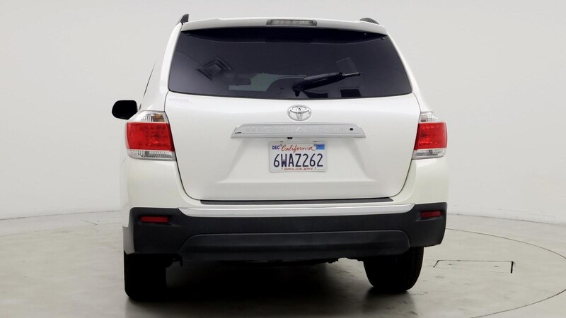 2013 Toyota Highlander  6