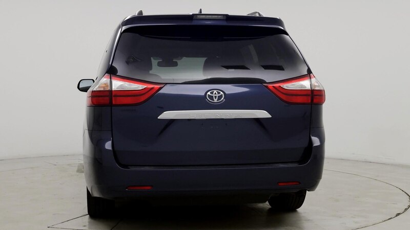 2019 Toyota Sienna Limited 6