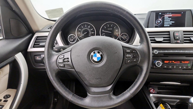 2015 BMW 3 Series 320i 10