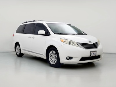 2014 Toyota Sienna XLE -
                Los Angeles, CA