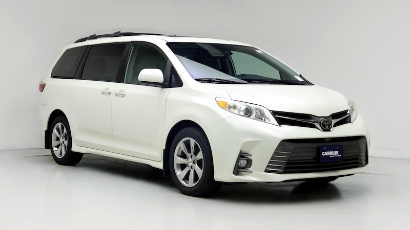 2020 Toyota Sienna XLE Premium Hero Image