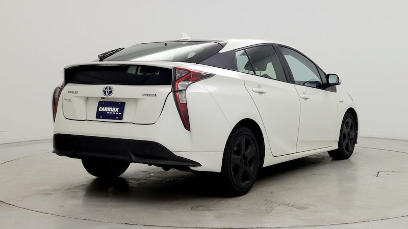 2017 Toyota Prius Four Touring 8