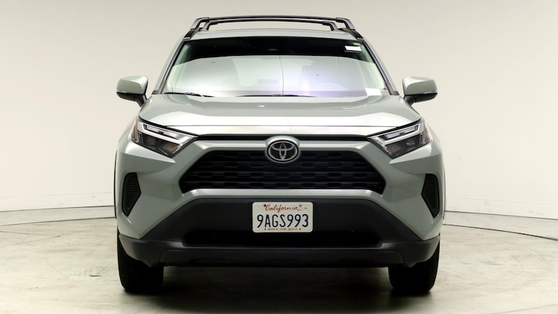 2022 Toyota RAV4 XLE 5