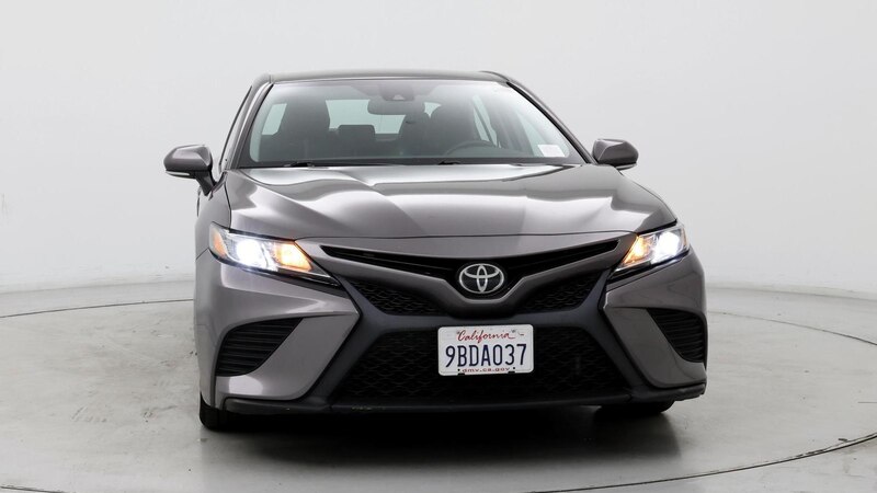 2020 Toyota Camry SE 5