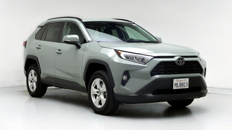 2021 Toyota RAV4 XLE Hero Image