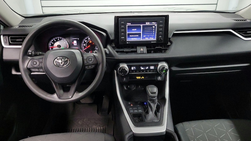 2021 Toyota RAV4 XLE 9