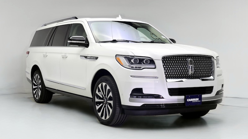 2022 Lincoln Navigator L Reserve Hero Image