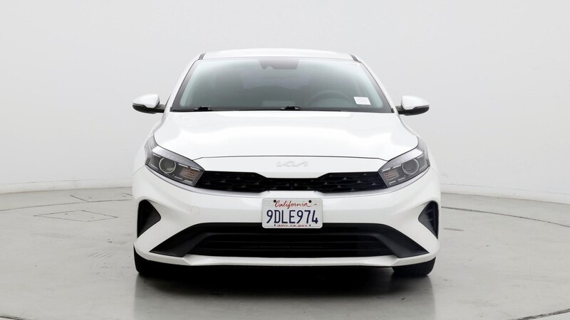 2023 Kia Forte LXS 5