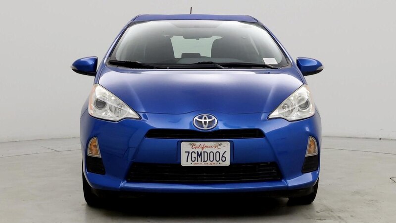 2014 Toyota Prius c Three 5