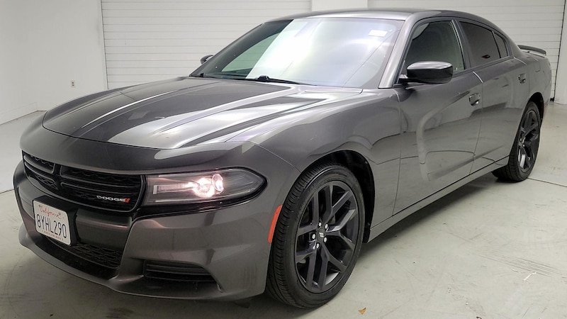 2021 Dodge Charger SXT Hero Image