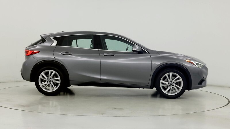 2018 INFINITI QX30  7