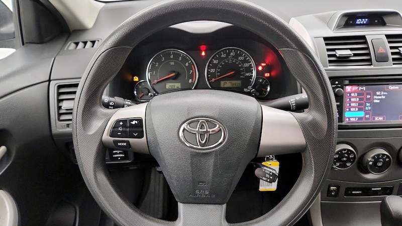 2013 Toyota Corolla S 10