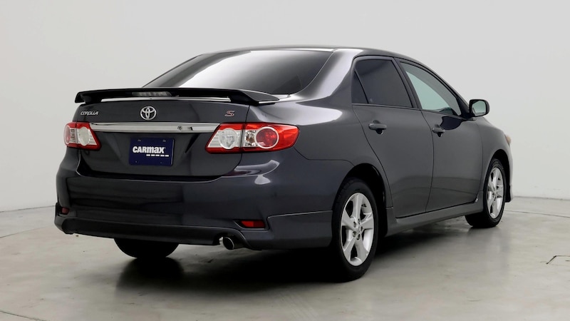 2013 Toyota Corolla S 8