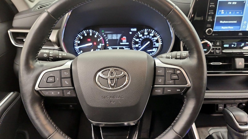 2020 Toyota Highlander Limited 10