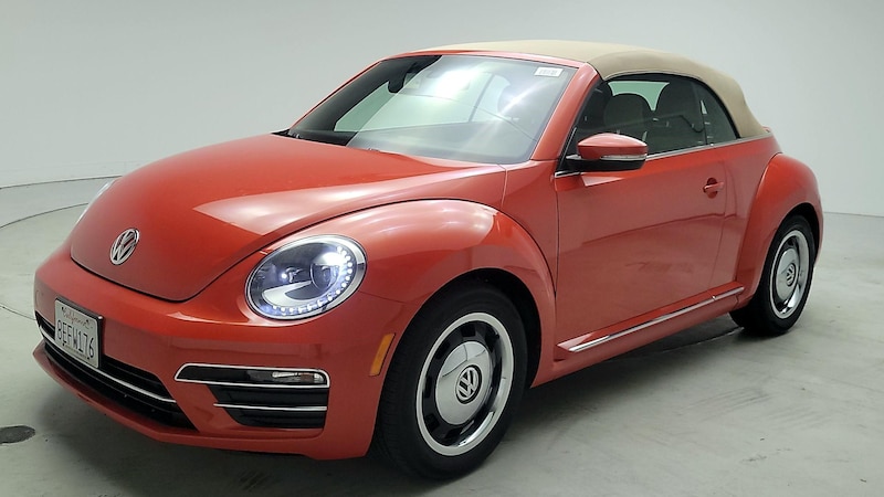 2018 Volkswagen Beetle Coast Hero Image